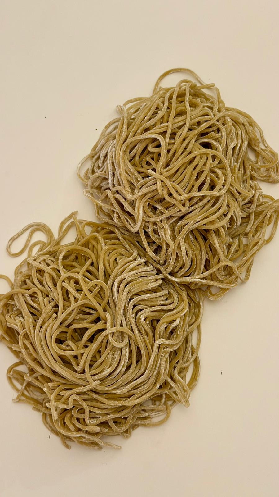 אטריות ראמן טריות (2 מנות)
